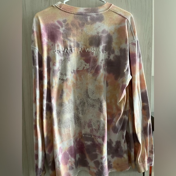 Tie dye psychedelic long sleeve tee in M. Fits oversized - Picture 2 of 2